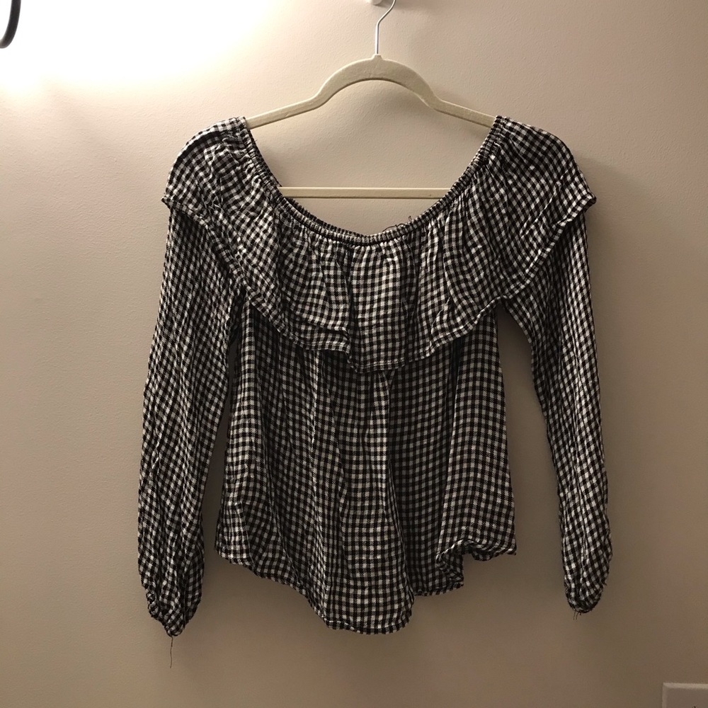 Mossimo Supply Co. ruffled top